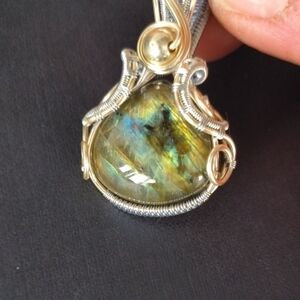 Flashy Labradorite Wire Wrapped Pendant